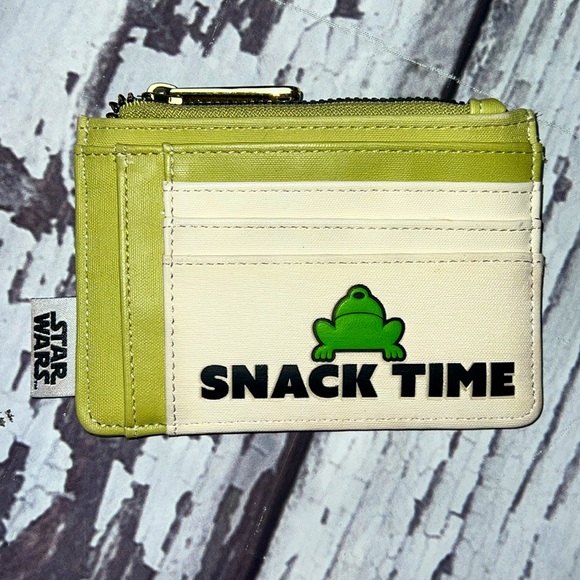 Loungefly Star Wars Mandalorian Snack Time Zip Cardholder BoxLunch Exclusive - Picture 2 of 7